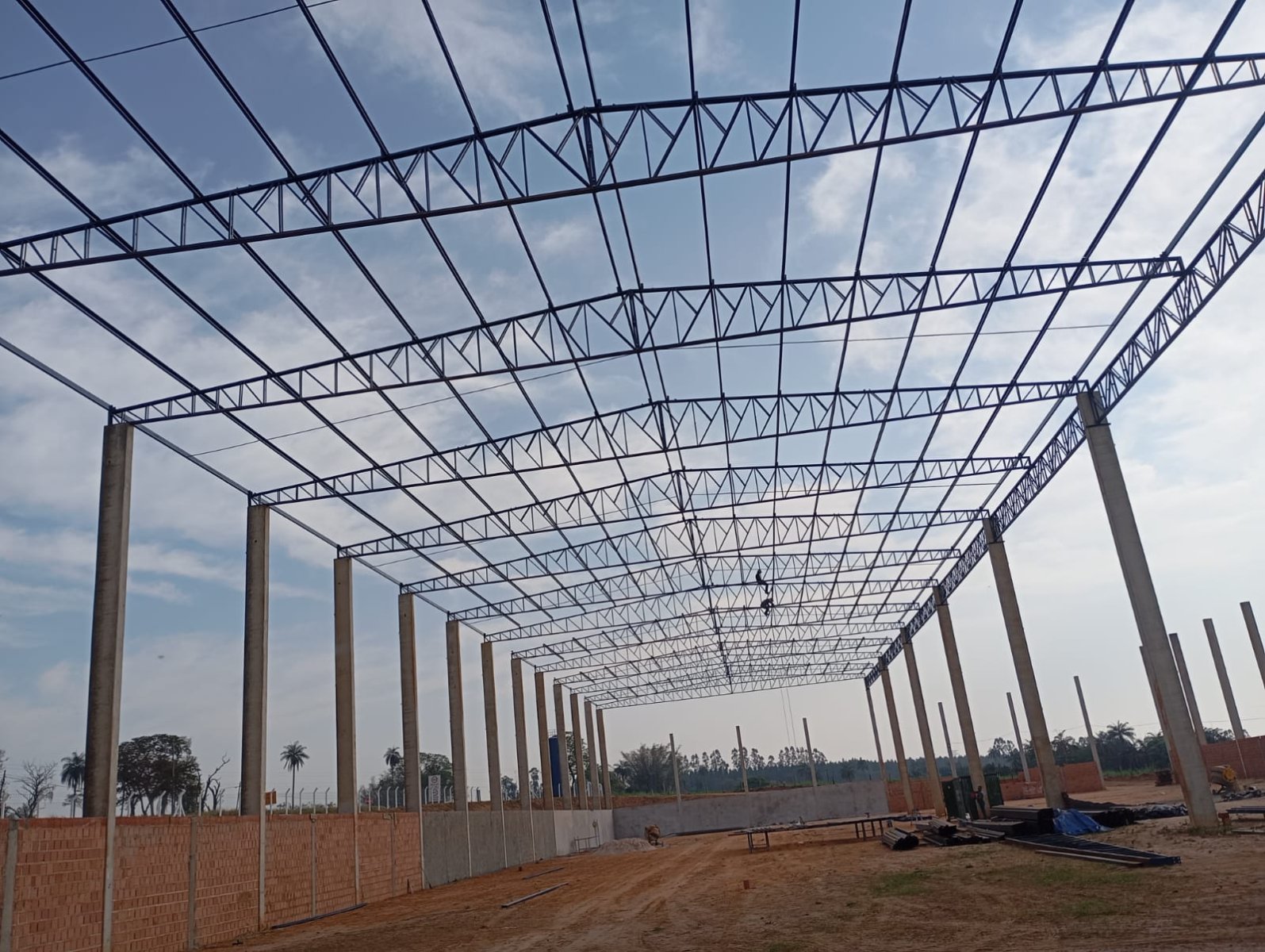 Galpões Industriais & Logísticos